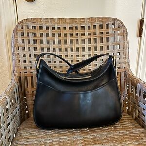 Vintage Coach Classic Hobo Black 0261-924